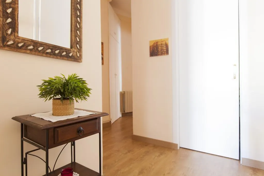 Always Barcelona Apartments - Montjuic 0*,